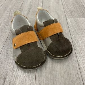 🌺 / NEW/ Pit Pit/ Jack Stone Brown Walkers